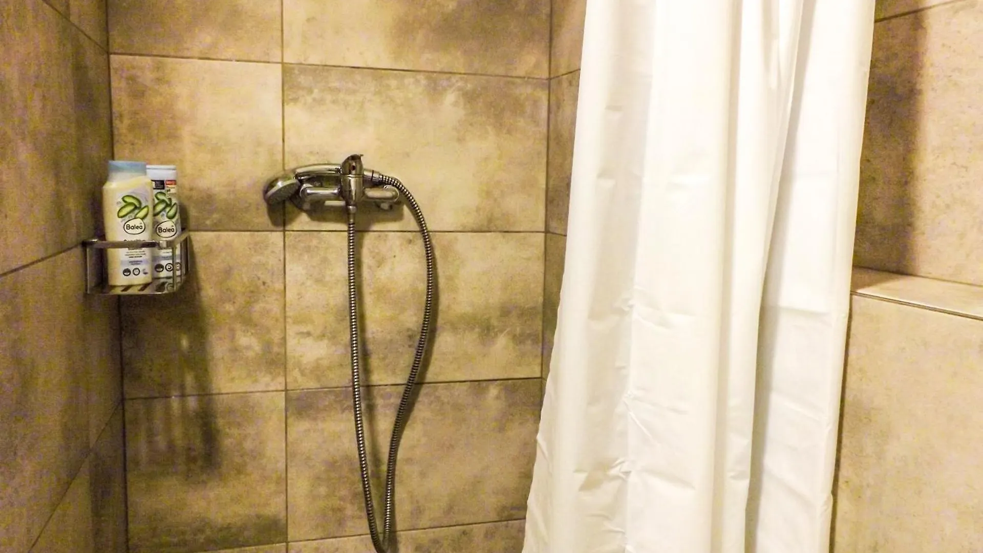 Room In The Heights R1 Prague Homestay